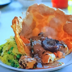 Jamie Oliver giant veggie Yorkshire pudding traybake with stuffing balls and onion gravy recipe on Jamie’s £1 Wonders