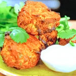 Dean Edwards onion bhajis with a mint, coriander and yoghurt dip on Air Fryers Made Easy