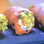 Damiano Carrara Sicilian cannoli with cream cheese, pistachios and chocolate recipe on This Morning